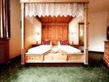 1 Bedroom Double Suite