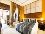 Double room with pool view