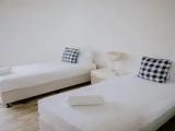 3 Bedrooms Deluxe Apartment with balcony