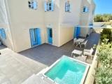 2 Bedrooms Quadruple Apartment with balcony