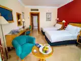 Twin room with garden view