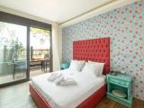 Grand Suite with balcony and with city view