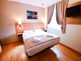 Standard room with city view