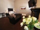 1 Bedroom Deluxe Suite
