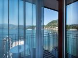 Superior room with balcony and with lake view