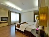 1 Bedroom Suite