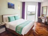 Deluxe Double room with pool view