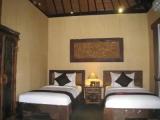 2 Bedrooms Villa
