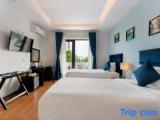 Superior Twin room with balcony