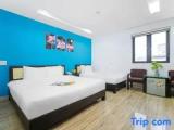 1 Bedroom Standard Family room with city view