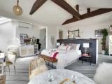 Bungalow oceanfront