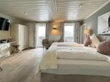 Standard Double room with balcony and with lake view