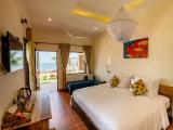 Bungalow beachfront