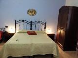 Standard room with street view