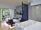 Suite with garden view