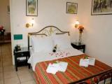 Standard Triple room with sea view