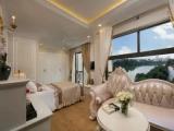 Deluxe room with lake view