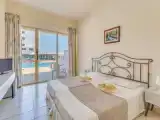 Twin room with pool view