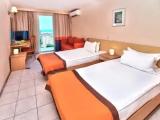 Standard Double room with partial sea view