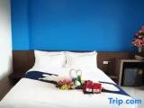 Standard Double room with pool view