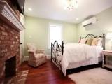 Classic Double Basement room