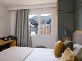 2 Bedrooms Standard Family room with balcony