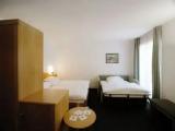 Standard Triple room with balcony