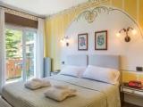 Standard Double room with lake view