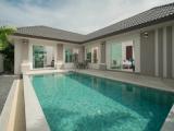 4 Bedrooms Villa with pool view