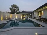 2 Bedrooms Villa with balcony