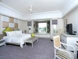 Standard Club room with sea view