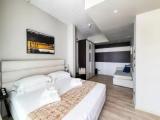 Single Junior Suite with lake view