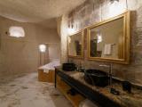 Deluxe Double Suite