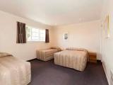 3 Bedrooms Apartment
