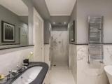 Deluxe Suite with balcony