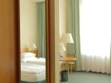 Standard room with city view
