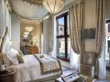 Double Suite with canal view