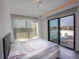 3 Bedrooms Apartment with garden view