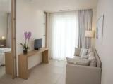 Standard Family room with garden view