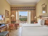 Twin room with garden view