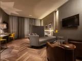 Suite with garden view