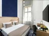 Superior Double room with city view