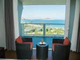 Deluxe room with ocean view