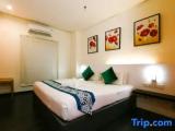 Deluxe Family Suite