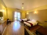 Suite with balcony