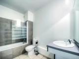 4 Bedrooms Apartment