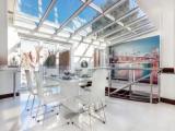 2 Bedrooms Luxury Apartment with balcony