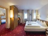 Standard Quadruple room with balcony