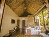 Deluxe Bungalow with balcony and with sea view