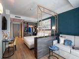 Omnia Deluxe Twin room